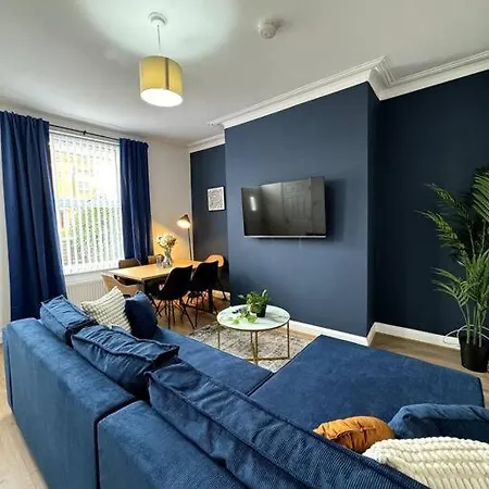 Modern 5-Bed Home Near Leeds City Centre Exterior photo